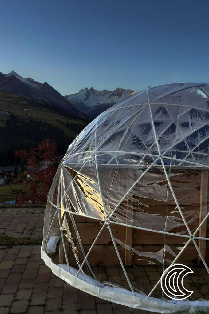 Image of Sky Bed with transparent dome tent