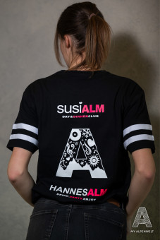 Backprint Susi Alm,  Alpenwelt and Hannes Alm Logo