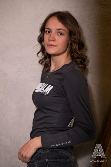 Dark gray long-sleeved shirt with “Hannes Alm & Zillertal Arena” and “partyarena.at” printed on the front and left sleeve.